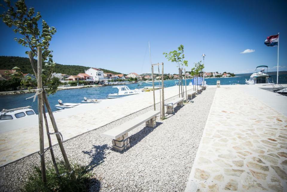 Modern Apartments Day Šibenik Exterior foto