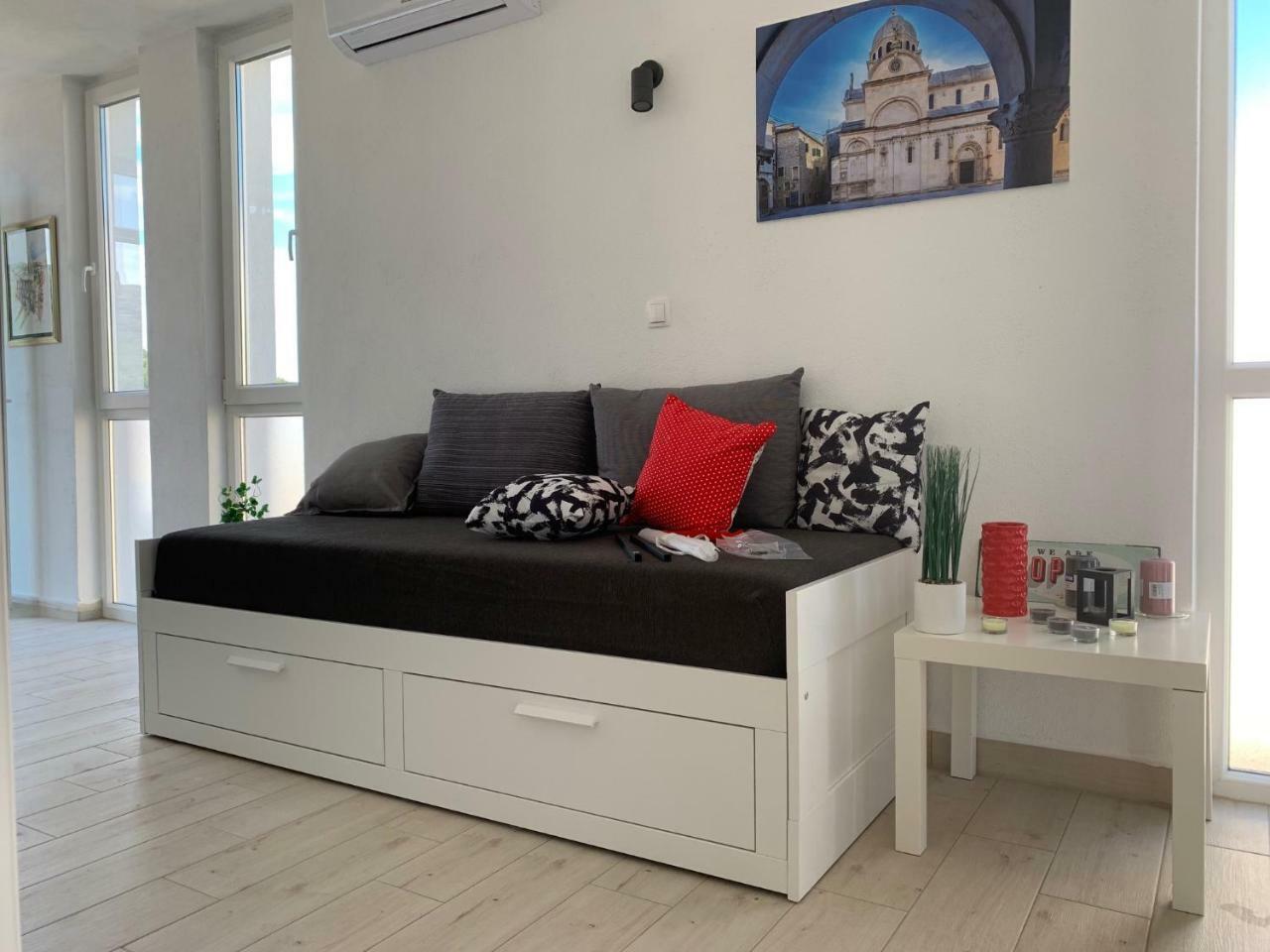 Modern Apartments Day Šibenik Exterior foto